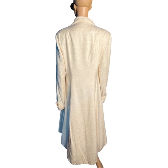 Vintage Chayes stunning cream French frock    Asymmetrical coat size large - Picture 5 of 11